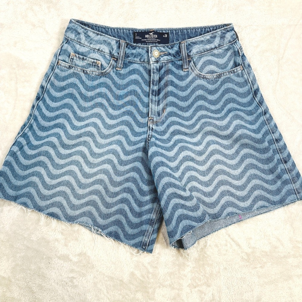 Hollister High Rise Vtg Baggy Shorts 7 28 Blue Wavy Swirl Print Cutoff 8" Y2K
